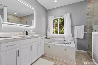 10111 252nd Street E, Graham, WA 98338 - Photo 17