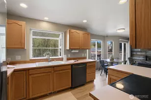 2977 Sprague St, Port Orchard, WA 98366 - Photo 9