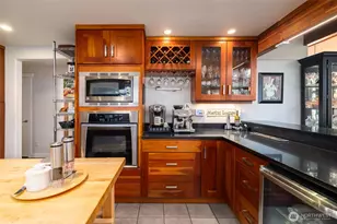 16505 Country Club Dr, Burlington, WA 98233 - Photo 11