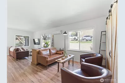 319 N Keller Avenue, East Wenatchee, WA 98802 - Photo 5