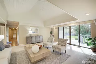 243 140th Ave NE, Bellevue, WA 98005 - Photo 7