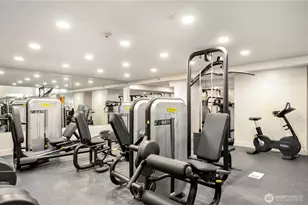 10610 NE 9th Pl, Bellevue, WA 98004 - Photo 21