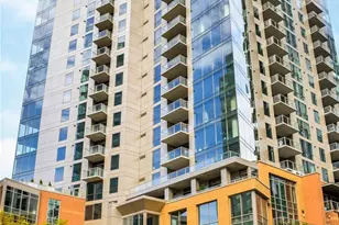 10610 NE 9th Pl, Bellevue, WA 98004 - Photo 3