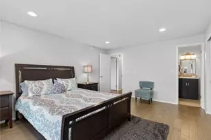 10203 47th Ave SW, Seattle, WA 98146 - Photo 15