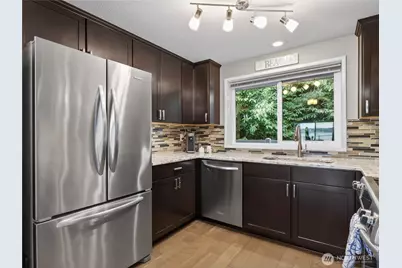 10203 47th Avenue SW #C8, Seattle, WA 98146 - Photo 11