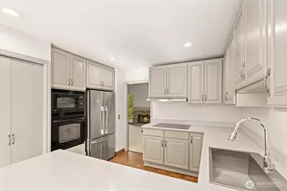 2944 Kennewick Place NE, Renton, WA 98156 - Photo 11