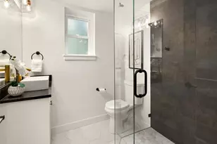 8820 194th St SW, Edmonds, WA 98026 - Photo 31