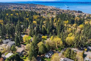 8820 194th St SW, Edmonds, WA 98026 - Photo 37