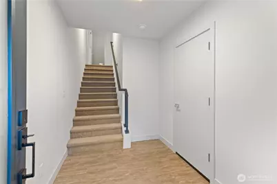 17905 35th Avenue SE #B4, Bothell, WA 98012 - Photo 3