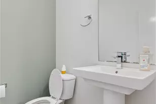 17905 35th Ave SE, Bothell, WA 98012 - Photo 9