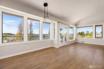 911 NE Leach Street #911, Coupeville, WA 98239 - Photo 9