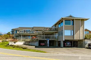 911 NE Leach St, Coupeville, WA 98239 - Photo 31