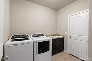 701 182nd St E, Spanaway, WA 98387 - Photo 27