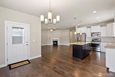 701 182nd Street E, Spanaway, WA 98387 - Photo 9