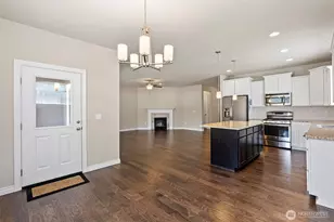 701 182nd St E, Spanaway, WA 98387 - Photo 9