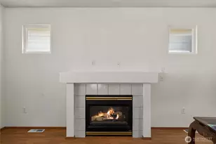 11236 3rd Ave E, Tacoma, WA 98445 - Photo 9