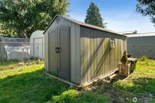 515 Van Trump Ave NW, Yelm, WA 98597 - Photo 23