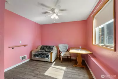 515 Van Trump Avenue NW, Yelm, WA 98597 - Photo 15