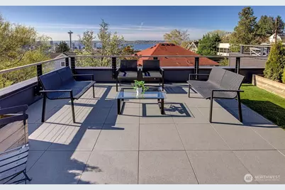 305 Lee Street, Seattle, WA 98109 - Photo 29