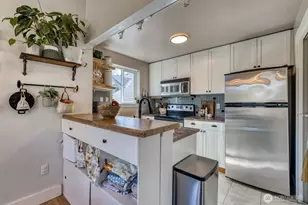 3008 N Narrows Dr, Tacoma, WA 98407 - Photo 5