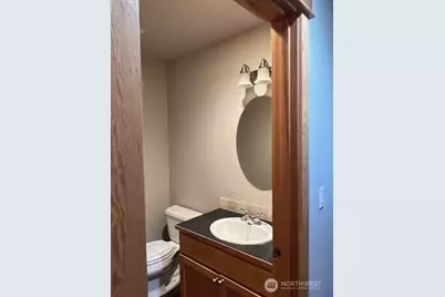 266 Ericksen Avenue NE #272, Bainbridge Island, WA 98110 - Photo 9