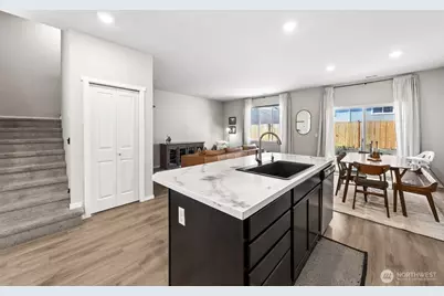 10743 183rd Street E, Puyallup, WA 98374 - Photo 9