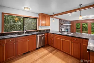 2812 204th Ave Ct, Lake Tapps, WA 98391 - Photo 7