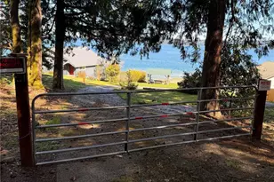 67 Birch Ct, Brinnon, WA 98320 - Photo 33