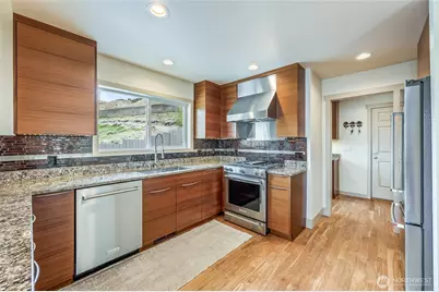 521 23rd Street NE, East Wenatchee, WA 98802 - Photo 13