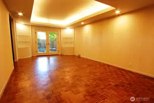 930 130th Ave NE, Bellevue, WA 98005 - Photo 9