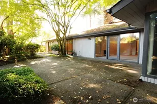 930 130th Ave NE, Bellevue, WA 98005 - Photo 33