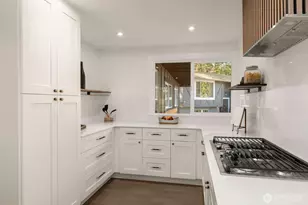 10811 NE 154th Ct, Bothell, WA 98011 - Photo 7