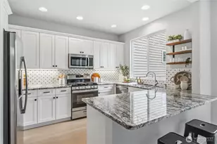 205 Newport Way NW, Issaquah, WA 98027 - Photo 15