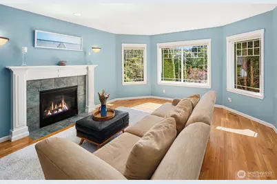406 N 178th Lane, Shoreline, WA 98133 - Photo 3