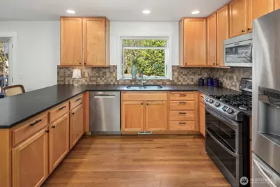 406 N 178th Lane, Shoreline, WA 98133 - Photo 7