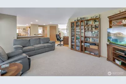 12446 NE 162nd Street, Woodinville, WA 98072 - Photo 17