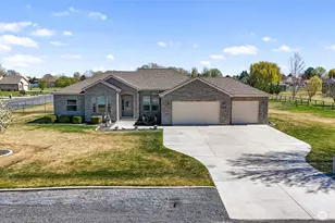 1859 F 5 Road NE, Moses Lake, WA 98837 - Photo 1