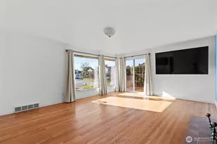 3449 NW 62nd St, Seattle, WA 98107 - Photo 5