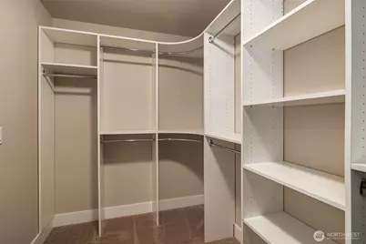 12204 Ashworth Avenue N, Seattle, WA 98133 - Photo 25