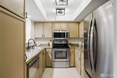 12905 126th Court NE #L105, Kirkland, WA 98034 - Photo 7