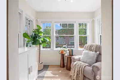 9701 Roosevelt Way NE, Seattle, WA 98115 - Photo 9