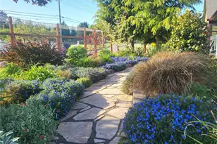 2212 Sheridan St, Port Townsend, WA 98368 - Photo 3