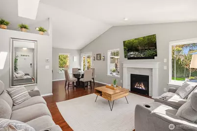 23715 29th Avenue W, Brier, WA 98036 - Photo 3