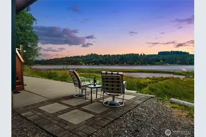 730 E North Bay Road, Allyn, WA 98524 - Photo 3