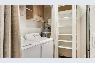 830 Kirkland Way #202, Kirkland, WA 98033 - Photo 15