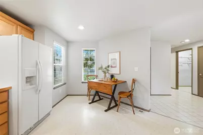 8913 1st Place SE, Lake Stevens, WA 98258 - Photo 7