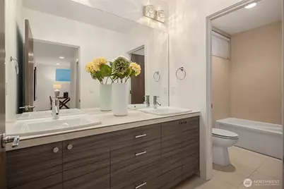 7002 23rd Avenue NW, Seattle, WA 98117 - Photo 25