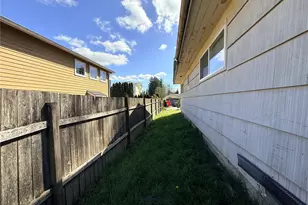 2911 122nd St SW, Everett, WA 98204 - Photo 9