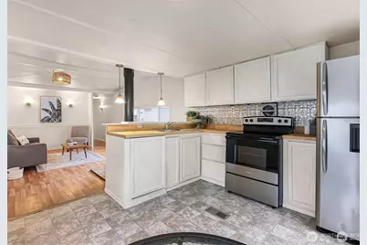 316 W Lake Samish Drive #21, Bellingham, WA 98229 - Photo 13