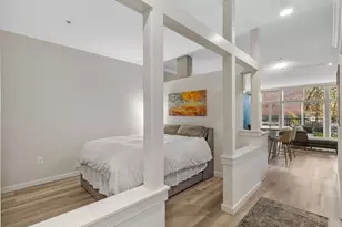 303 E Pike St, Seattle, WA 98122 - Photo 3